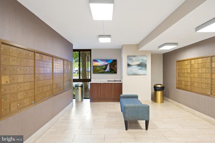 Property Photo: 2311 Pimmit Drive 701 VA 22043