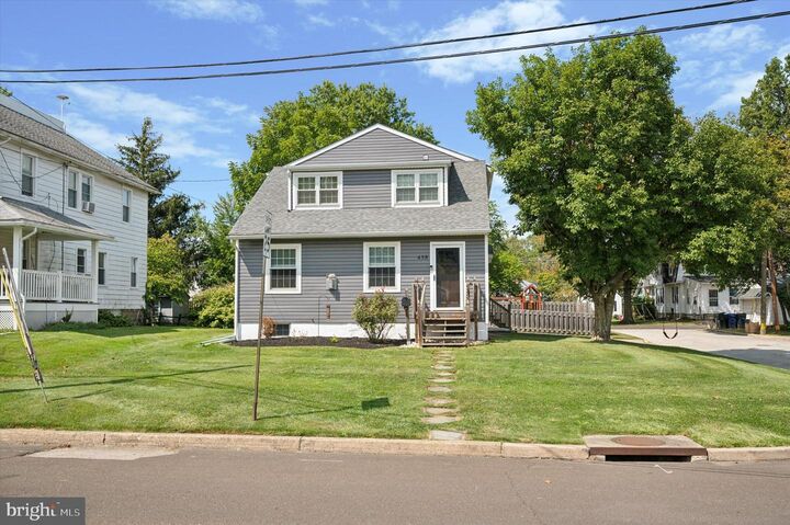 Property Photo: 458 Monroe Avenue PA 19038