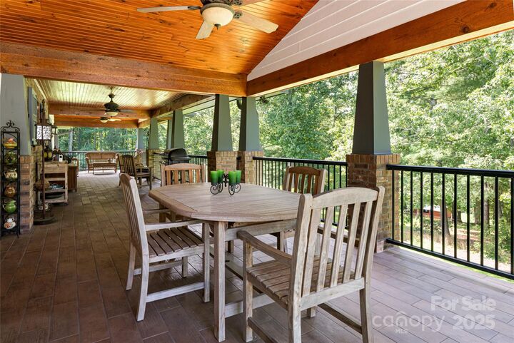 Property Photo: 171 Pete Luther Road NC 28715