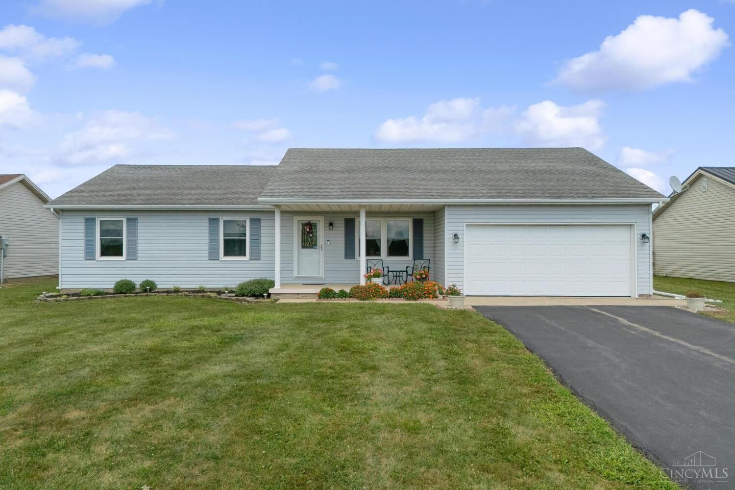 Property Photo: 324 Dakin Chapel Road OH 45169