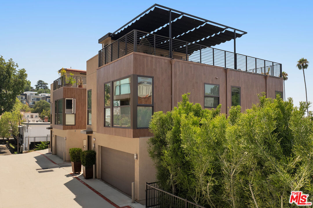 Property Photo:  1639 N Bancroft St  CA 90026 