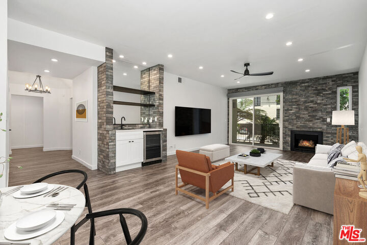 Property Photo:  9000 Cynthia St  CA 90069 