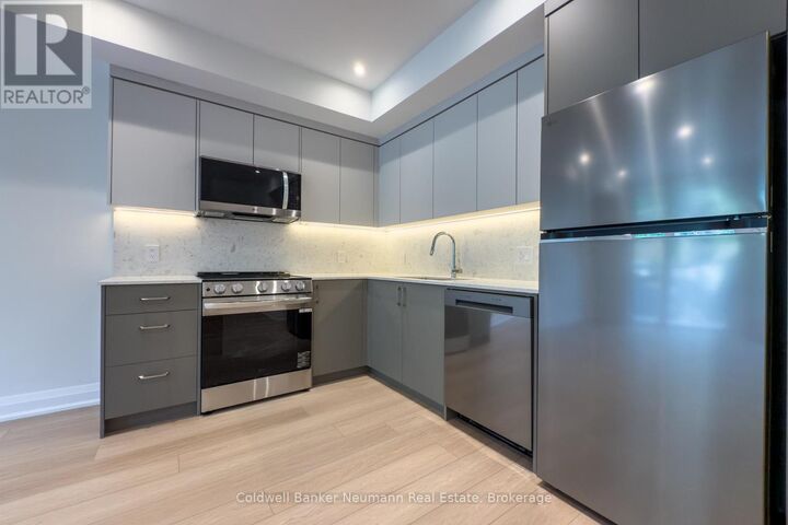 Property Photo:  14 Stevenson Street North 3  ON N1E 5A4 