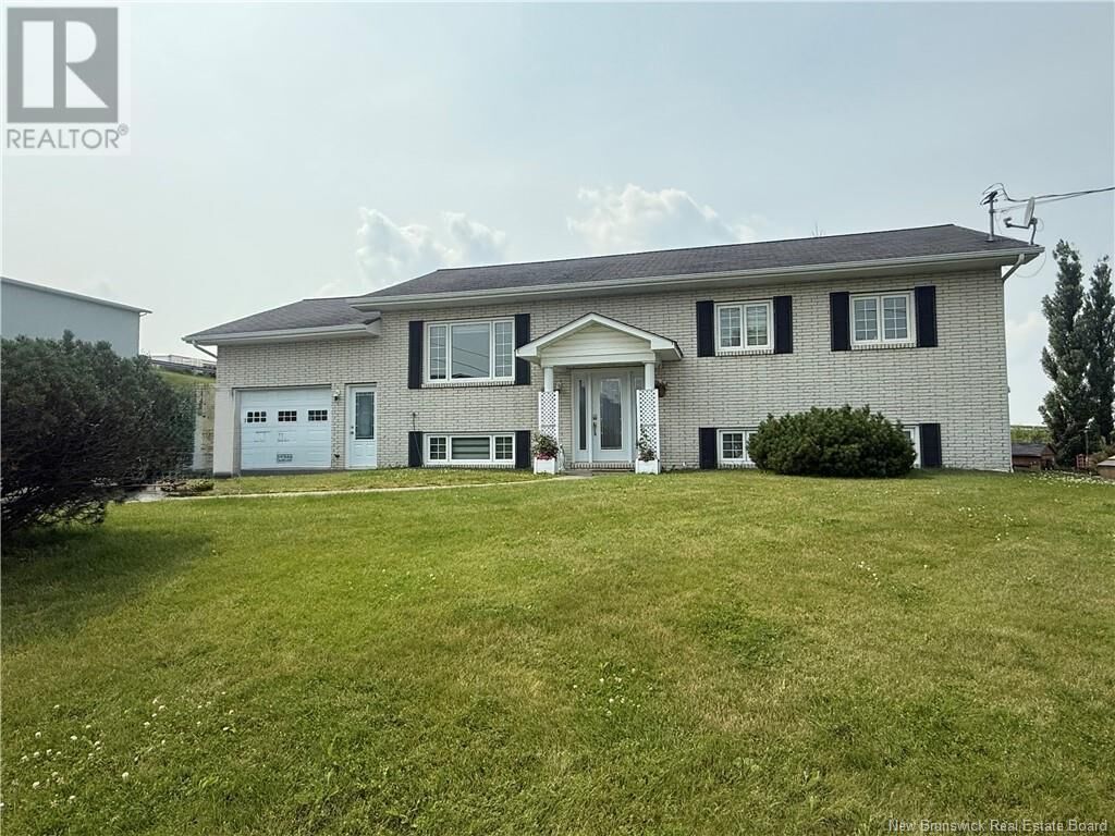 Property Photo:  835 Walker Street  NB E3Z 1A4 
