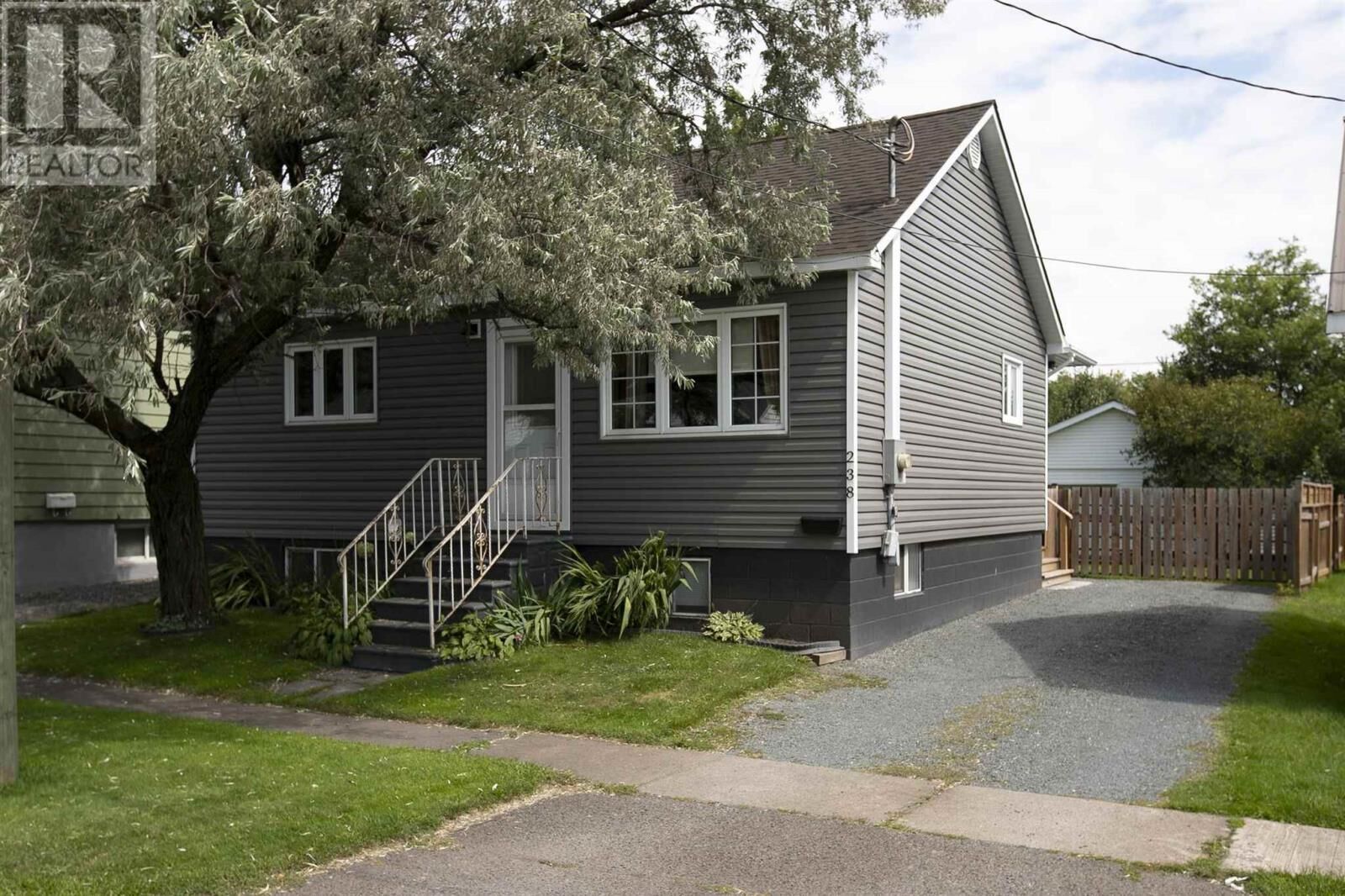 Property Photo: 238 Glasgow Ave ON P6C 5G3