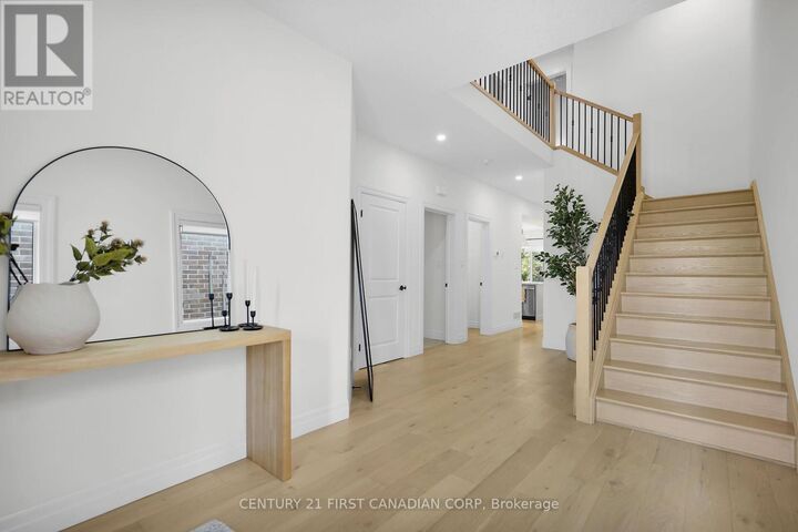 Property Photo: 222 Knott Drive ON N6L 0G6