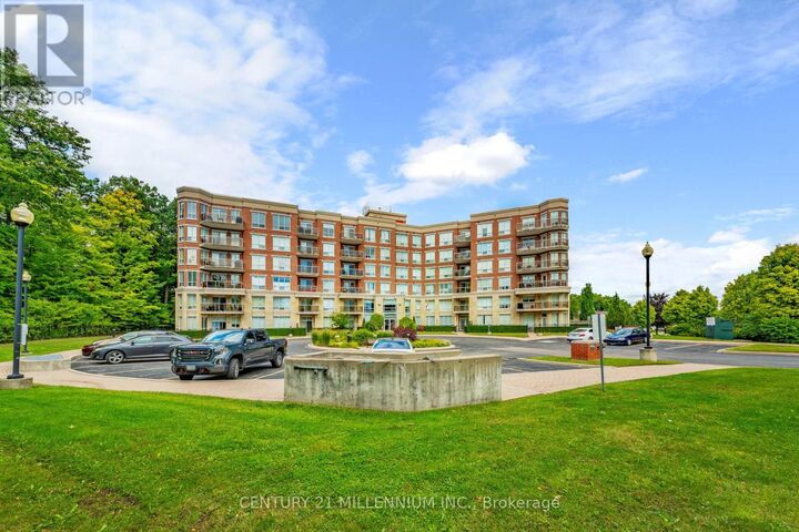 Property Photo: 483 Faith Drive Ph4 ON L5R 0A1