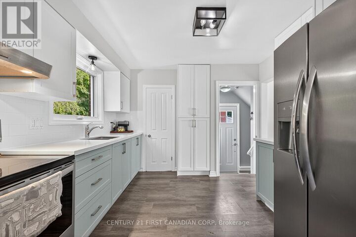 Photo de la propriété: 565 Rington Crescent ON N6J 1Y7