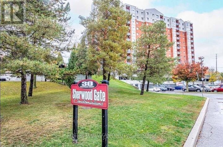 30 Chapman Court 902  London North (North I) ON N6G 4Y4 photo