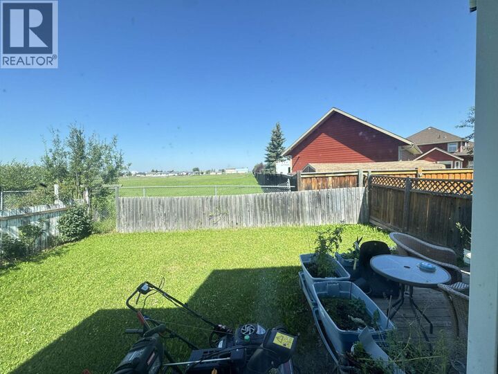 Photo de la propriété: 8906 107A Avenue BC V1J 5Z1