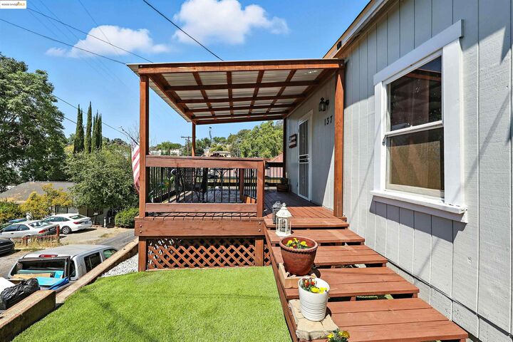 Property Photo: 137 Barretta St CA 95370