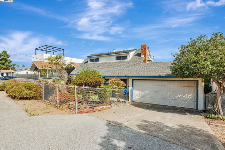 Property Photo: 24930 2nd St CA 94541