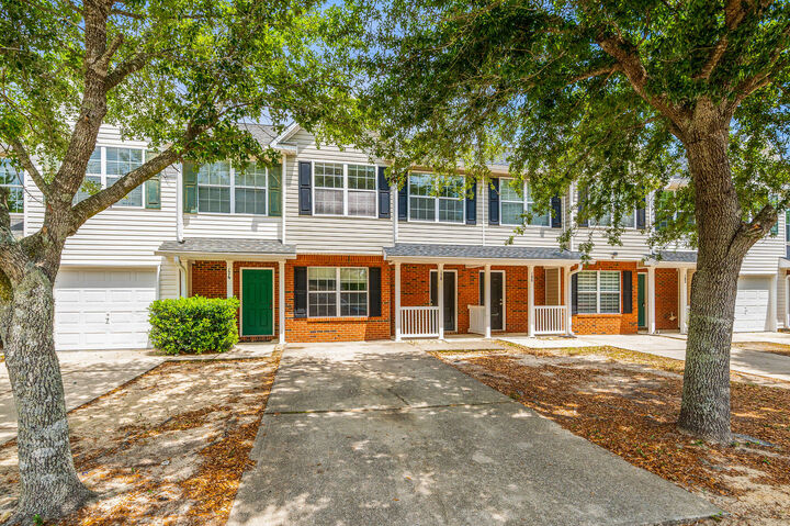 Property Photo: 178 Swaying Pine Court FL 32539
