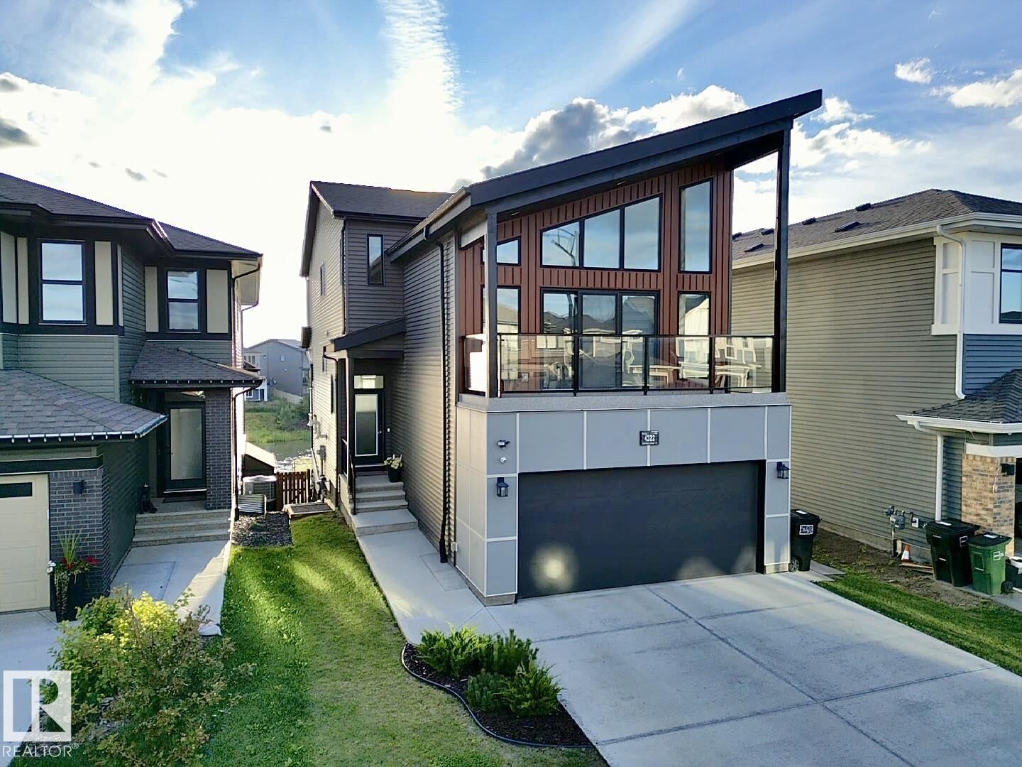 Property Photo: 4322 Hawthorn Landing Landing SW AB T6X 2Y9
