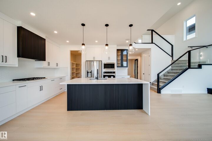 Property Photo:  42 Dillworth Crescent  AB T7X 0E6 