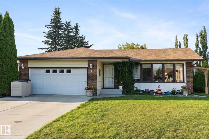 1 Miller Avenue  Spruce Grove AB T7X 2L9 photo