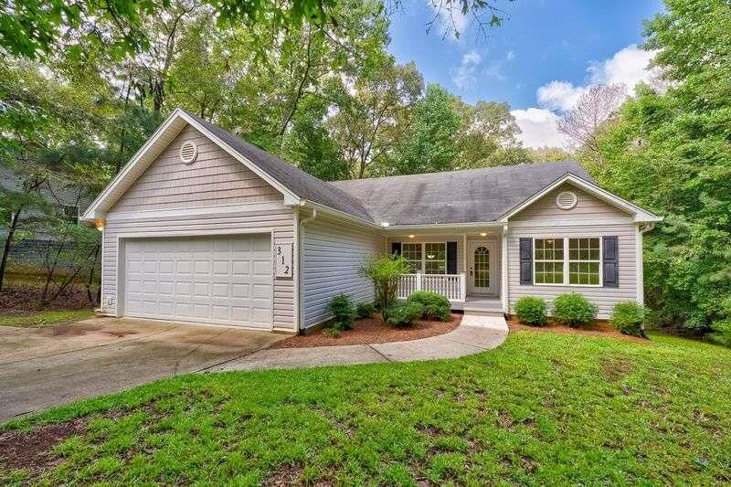 Property Photo:  312 Wingate Road  GA 30540 
