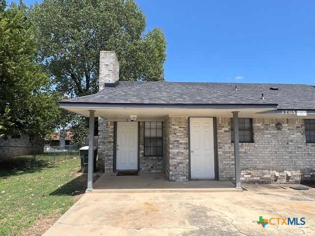 Property Photo: 1705 Leader Drive TX 76549