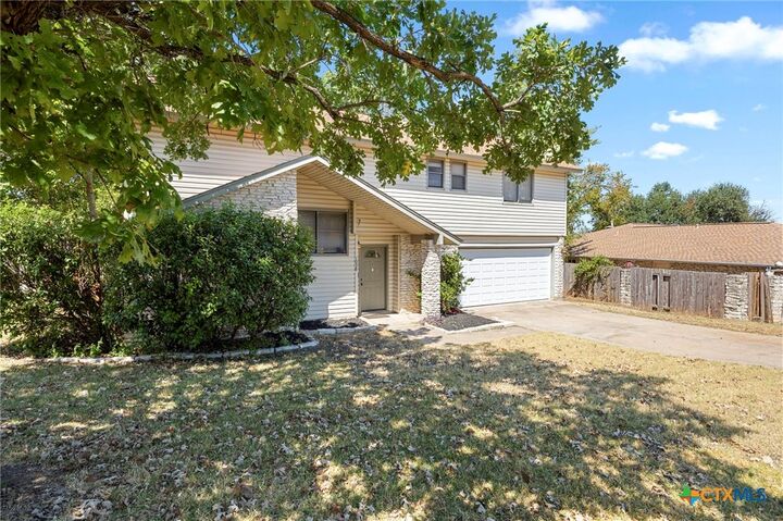 Property Photo: 1038 Wisteria Trail TX 78753