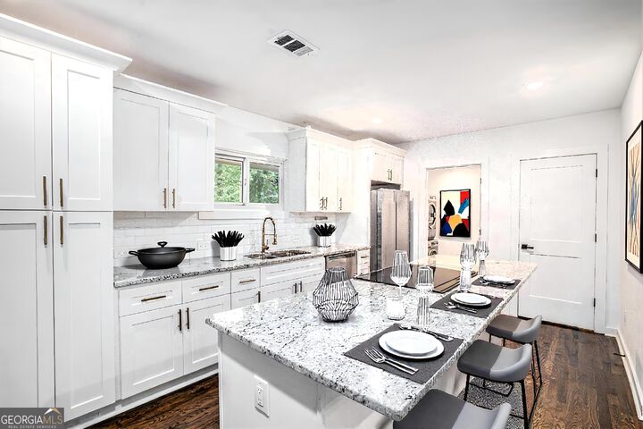 Property Photo: 2324 Ousley Court GA 30032