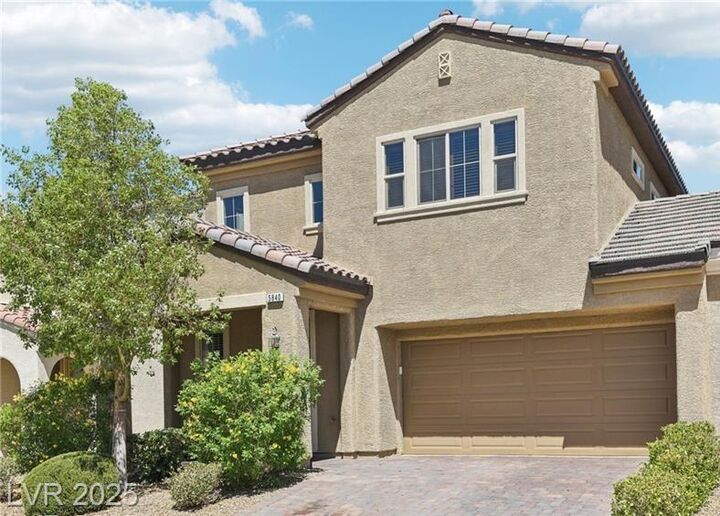 Property Photo: 5840 Amber Mesa Street NV 89148