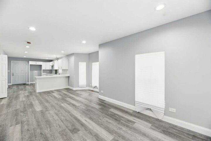 Property Photo: 840 E 25th Avenue IN 46407