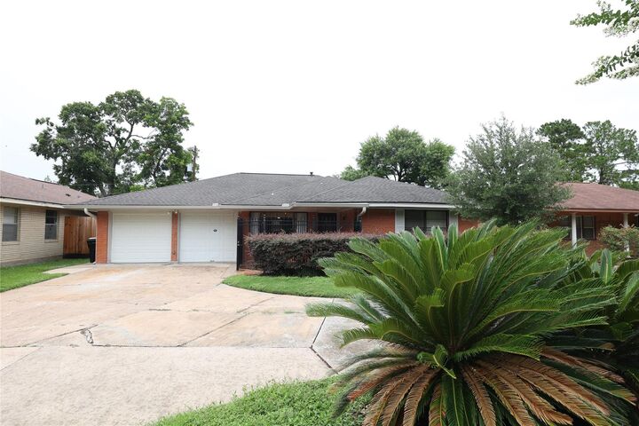 Property Photo: 4018 Nenana Drive TX 77025