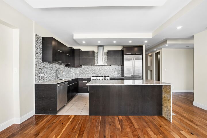 Property Photo: 7002 Blvd East 43B NJ 07093