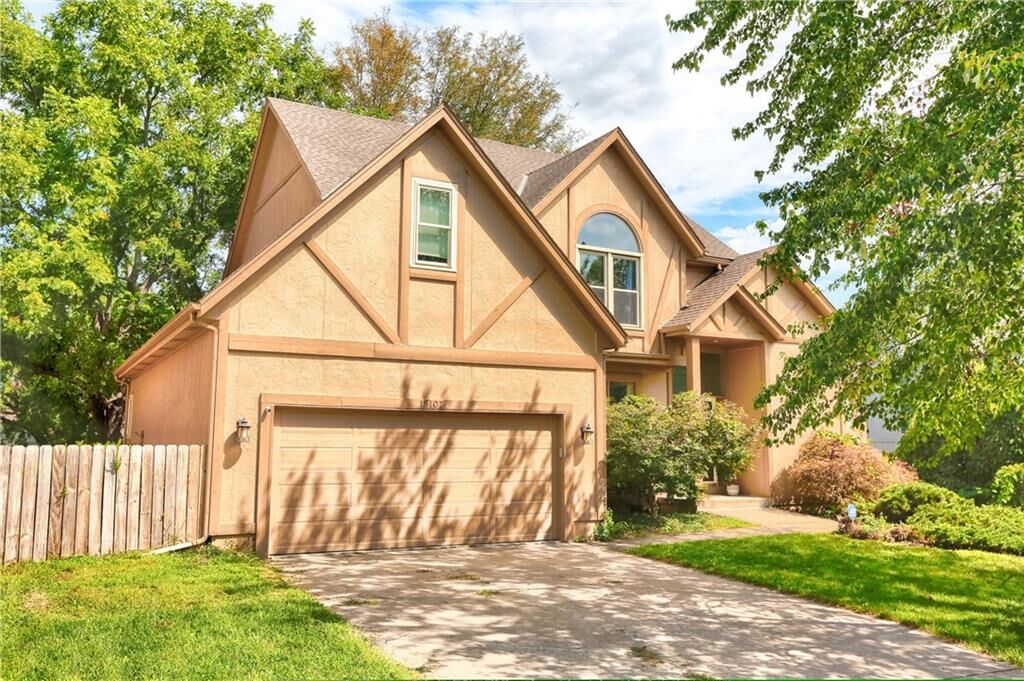 Property Photo:  15107 Reeds Street  KS 66223 