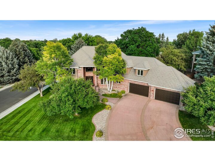 Property Photo:  5100 Abbey Rd  CO 80526