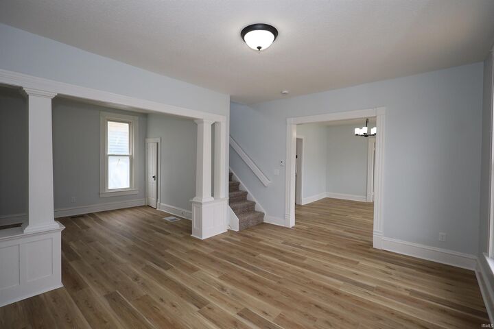 Property Photo: 1143 Saint Marys Avenue IN 46808-3428