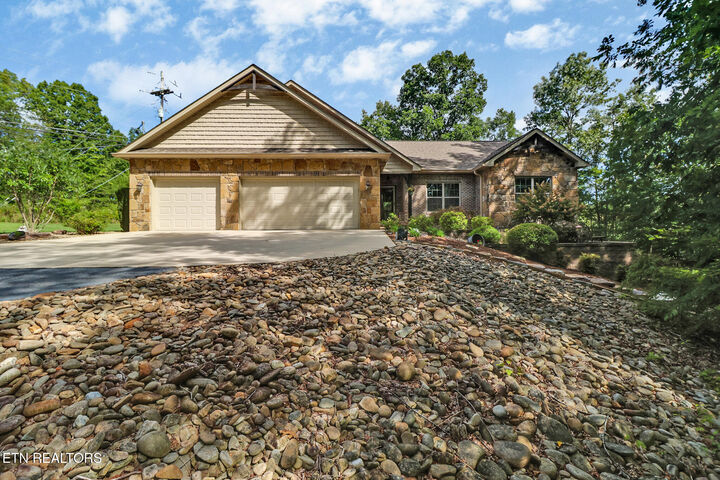 385 Westchester Drive  Crossville TN 38558 photo