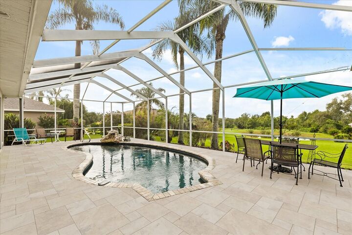 Property Photo: 7103 Montreal Drive FL 33810