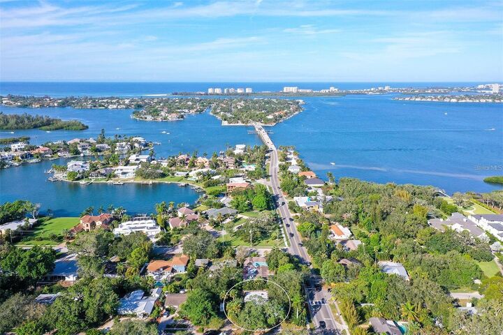 3500 Flores Avenue  Sarasota FL 34239 photo