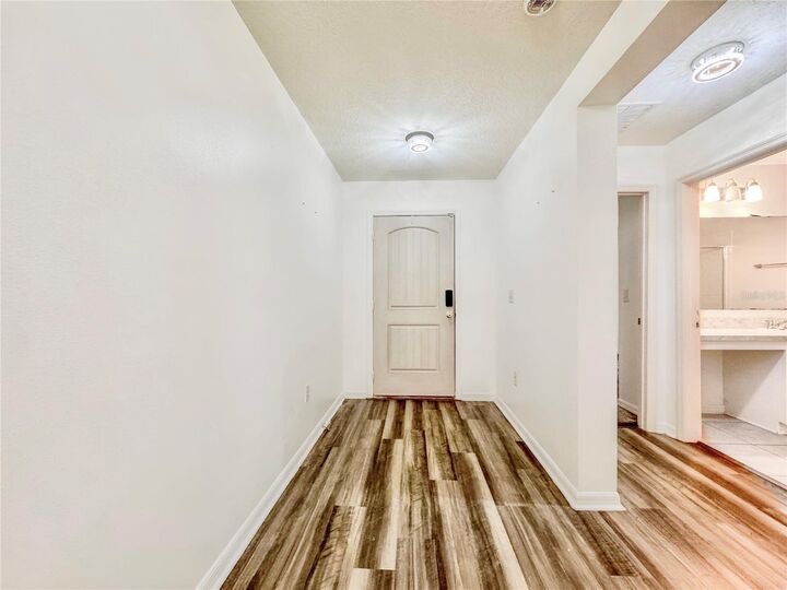 Property Photo: 1141 Augustus Drive FL 33896