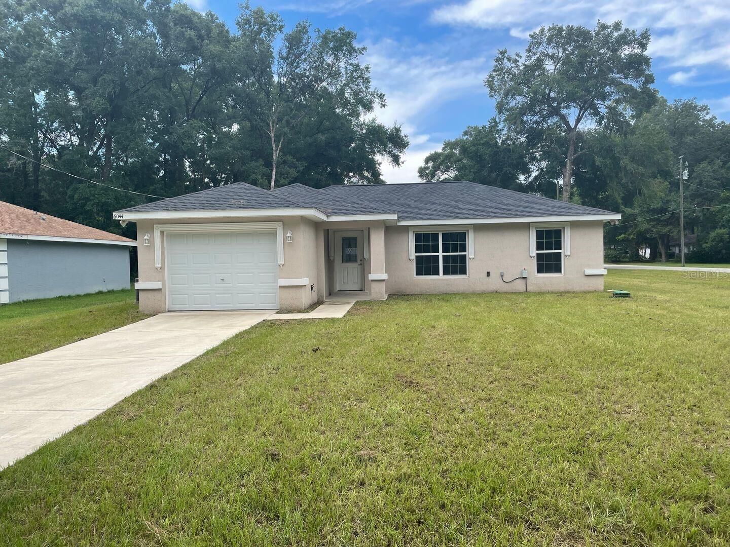 Property Photo:  6044 NW 65th Place  FL 34482 