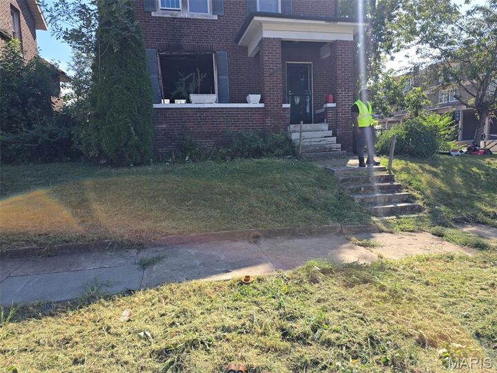 Property Photo: 4628 Elmbank Avenue MO 63115