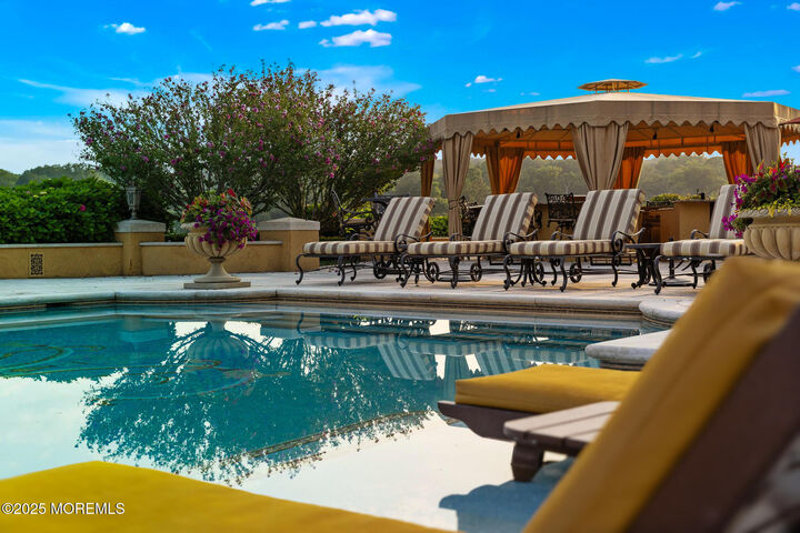 Property Photo:  18 Clay Court  NJ 07760 