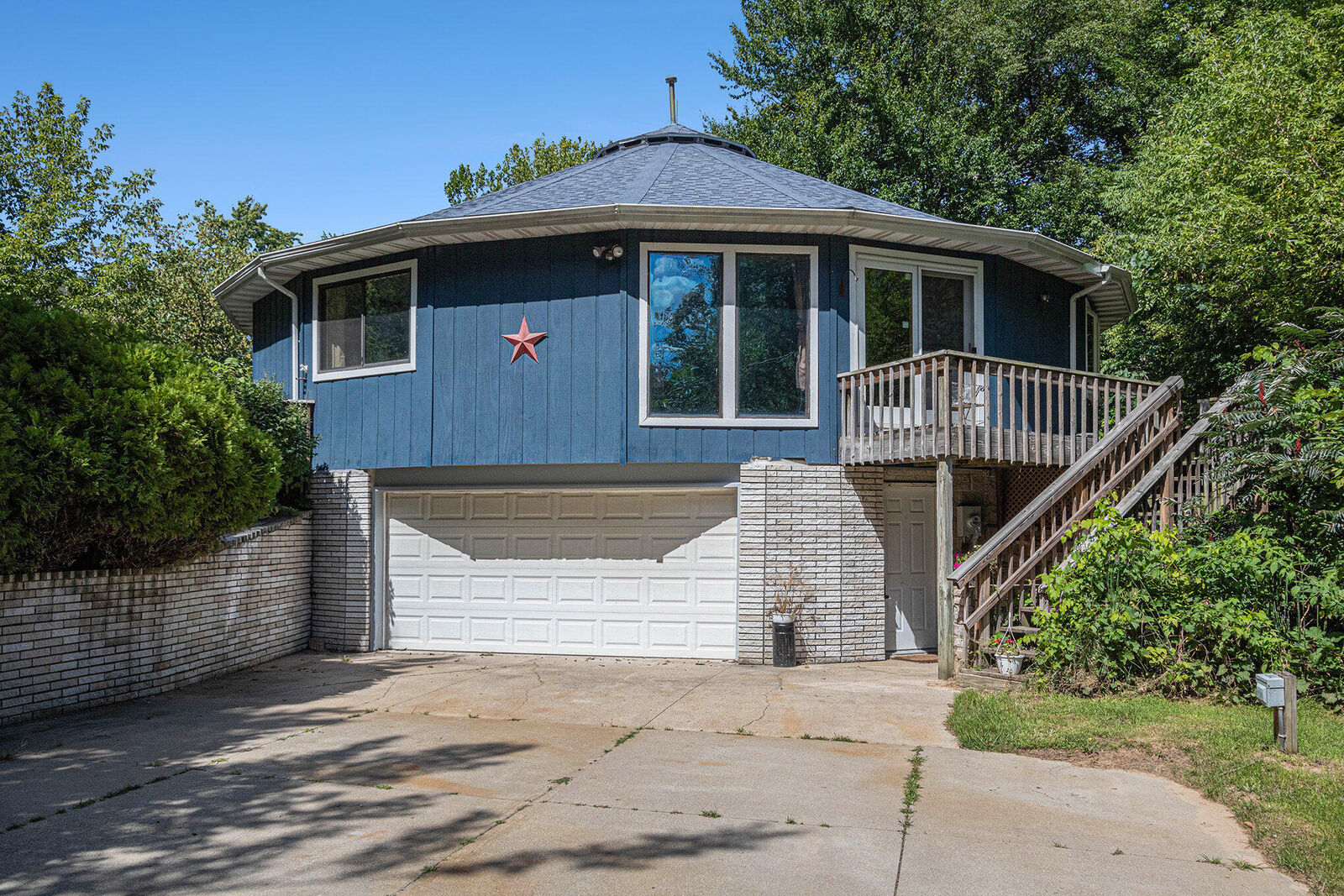 Property Photo: 840 Black River Road MI 49013