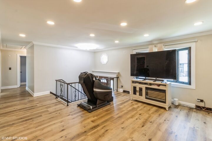 Property Photo: 312 Dancing Water Court IL 60188
