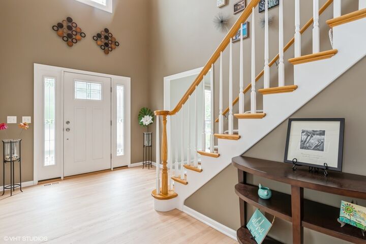 Property Photo:  2427 Haider Avenue  IL 60564 