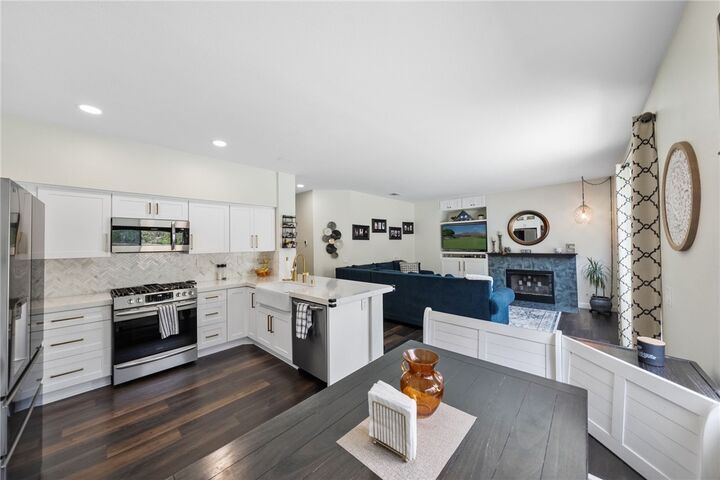 Property Photo: 24084 Verdun Lane CA 92562
