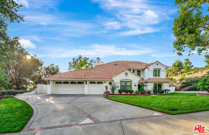 Property Photo:  22239 Rolling Ridge Drive  CA 91350 