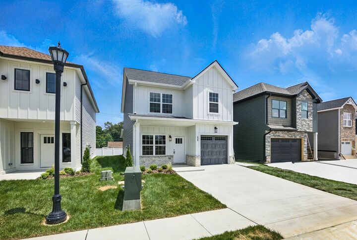 Property Photo: 17 Charleston Cove TN 37043
