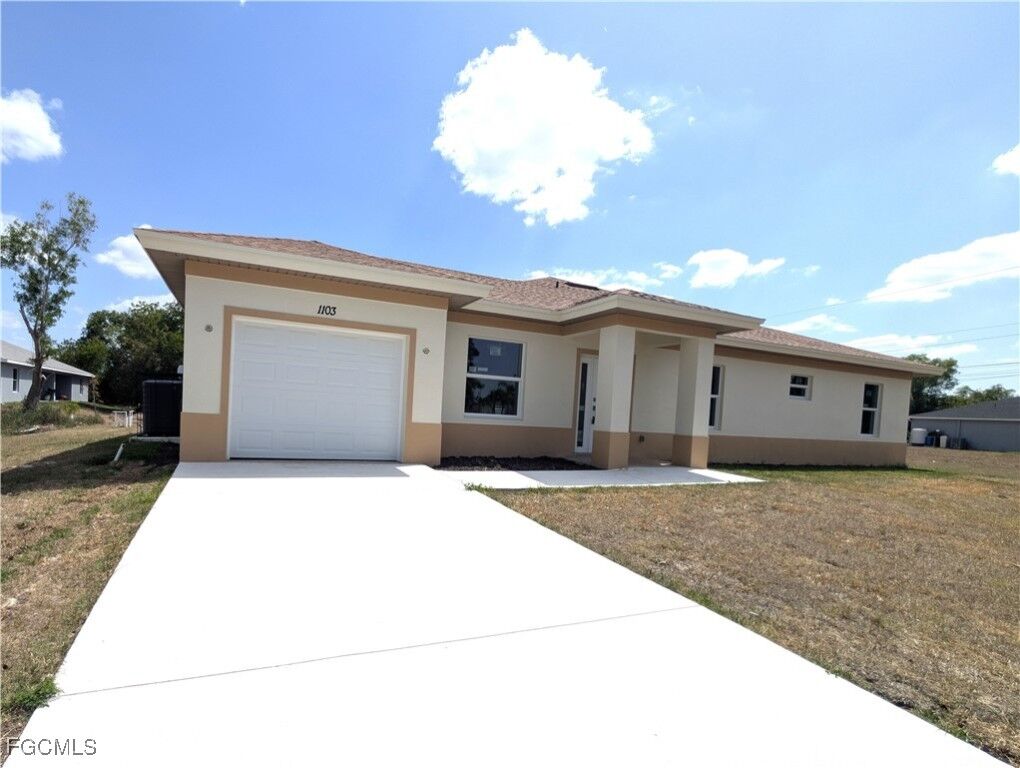 Property Photo: 1103 Harold Avenue S FL 33973
