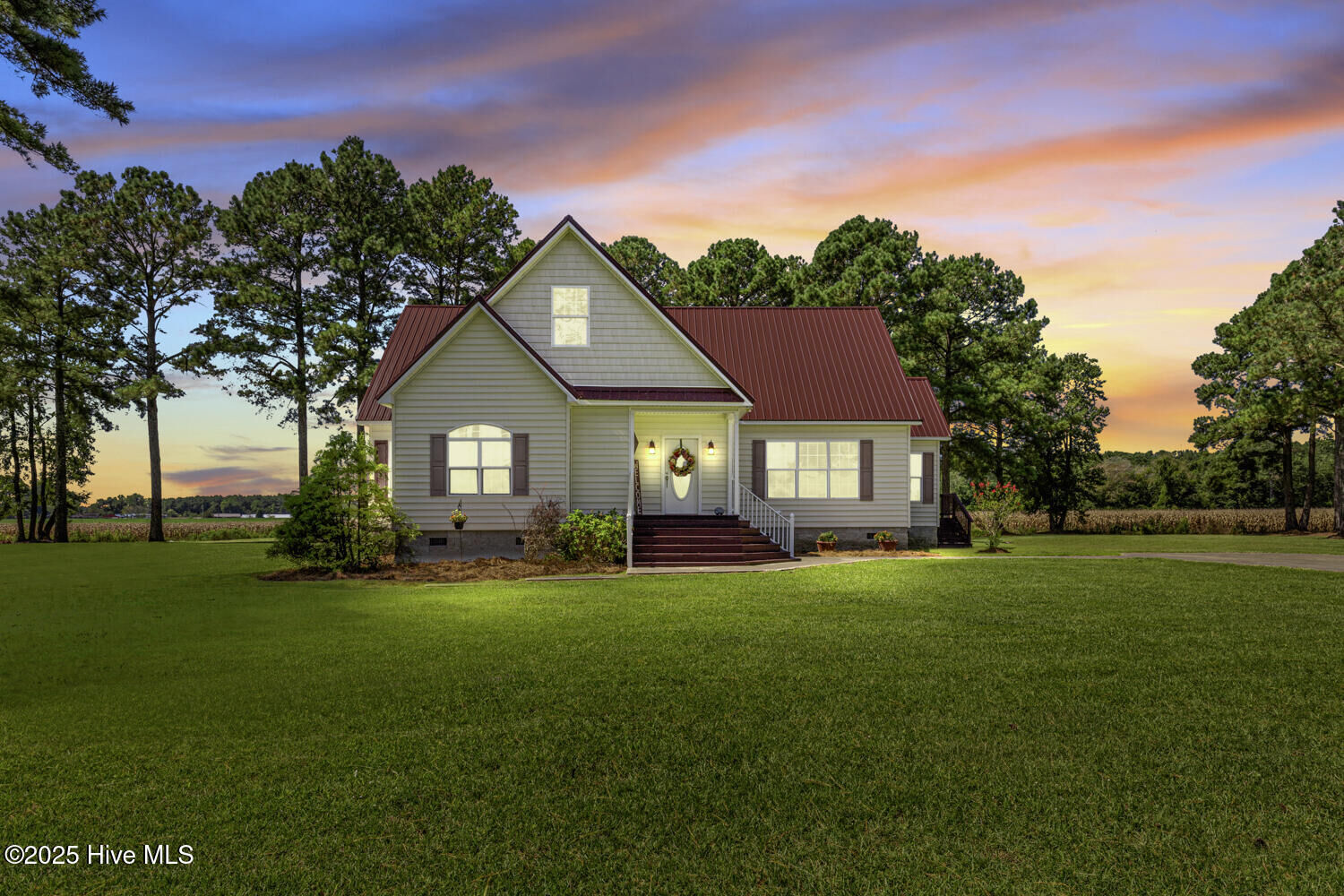 Property Photo:  1560 Fountaintown Road  NC 28518 