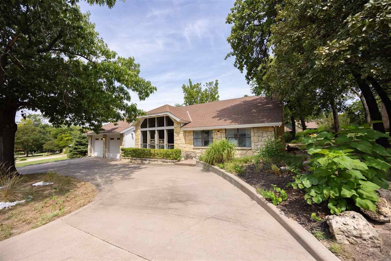 Property Photo:  4 Forest Rd  OK 74604 