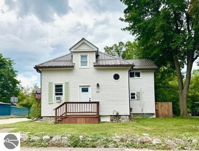 Property Photo:  214 Philadelphia Avenue  MI 48801 