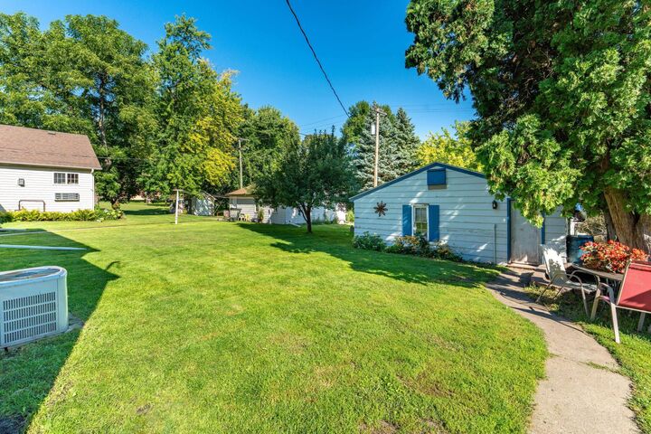 Property Photo:  612 W Vasa Avenue  MN 56537 