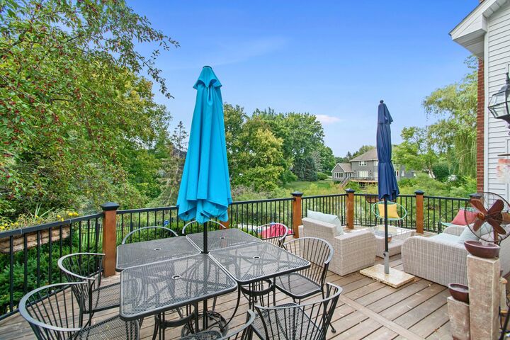 Property Photo:  3400 Shadyview Lane N  MN 55447 